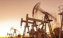 ABD, Orta Doğu'daki arz kesintileri nedeniyle petrol fiyatı tahminlerini yükseltti