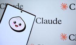 Claude'un keşfettiği açıklanan enzim sistemini 4 yıldır çalışan biyolog, yapay zekayı eğittiğinden şüpheleniyor