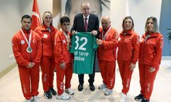 Cumhurbaşkanı Erdoğan, Türkiye Özel Sporcular Spor Federasyonu temsilcilerini kabul etti