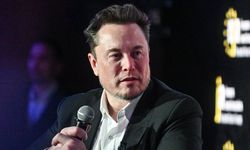 Elon Musk'tan 'yapay zekanın insanlığı yok edebileceği' iddialarına esprili yanıt