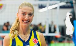 Fenerbahçeli voleybolcu Arelya Karasoy Koçaş'ın yeni sezonda takıma güveni tam