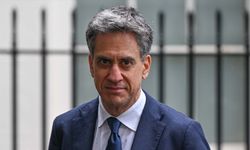 İngiltere Dışişleri Bakanı Miliband: İsrail hükümeti dostlarını kaybediyor