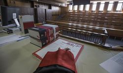 Kırmızı ışıkta aracına çarptığı öğretmenin ölümüne neden olan sürücünün cezası artırıldı