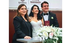 MUTLULUKLAR DİLİYORUZ
