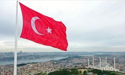 Türkiye'de gelecek üç yılda büyümeyi ve ülke refahını artıracak kamu yatırımlarına öncelik verilecek