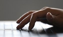 Yasa dışı 417 internet sitesi erişime engellendi