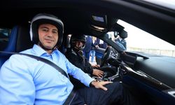 Bakan Osman Aşkın Bak, Formula 1 öncesi İstanbul Park'ta sürüş yaptı