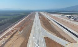 Bakan Uraloğlu, Hatay Havalimanı'nı yenileme çalışmalarını yıl sonuna kadar tamamlayacaklarını bildirdi