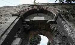 Bizans ve Osmanlı'nın izlerini bir arada taşıyan Yedikule Kapısı