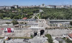 Fetihte topların hedefi olan Topkapı 1500 yıldır İstanbul'un tarihini taşıyor