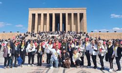LÖSEV gönüllülerinden anlamlı Ankara ziyareti: Can dost doğaseverler Anıtkabir’de!