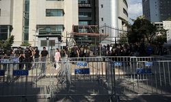 Mersin'deki yolsuzluk soruşturmasında gözaltına alınan 3 belediye başkanı ve 56 kişi adliyede