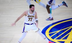 NBA'de Lakers, Luka Doncic'in 41 sayı attığı maçta sezonun ilk mağlubiyetini aldı