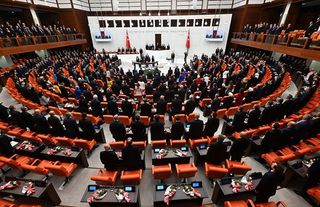 Yeni yasama yılı başladı