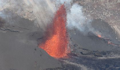 Hawaii'deki Kilauea Yanardağı patladı