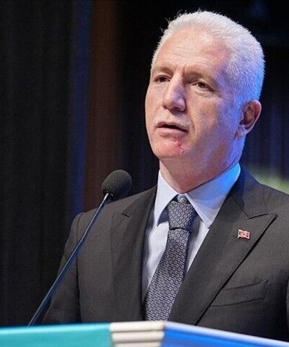 İstanbul Valisi Gül'den milli maçı takip edecek vatandaşlara YKS uyarısı