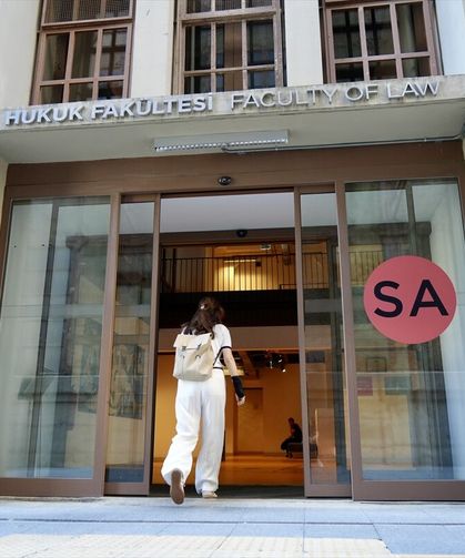 İstanbul Bilgi Üniversitesi ile Barbri arasında eğitim işbirliği
