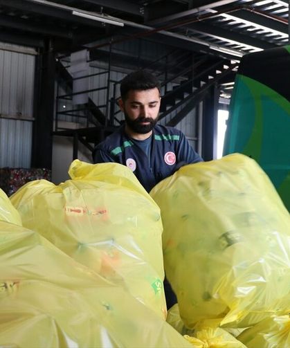 Pilot il Sakarya'da 9 milyona yakın içecek ambalajı geri dönüşüme kazandırıldı