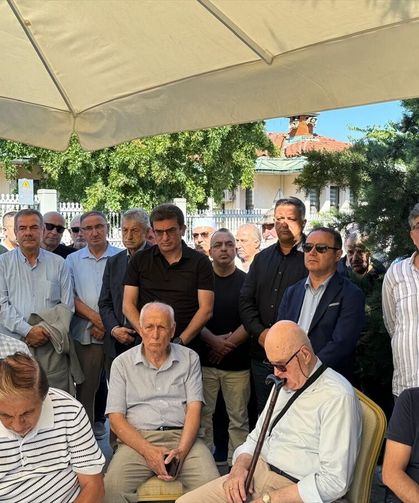 Prof. Dr. Nevzat Yalçıntaş kabri başında anıldı