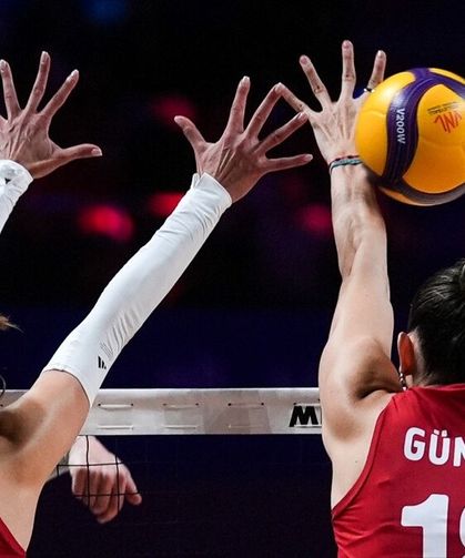 A Milli Kadın Voleybol Takımı, Avrupa Şampiyonası'nda yarın Slovenya ile karşılaşacak