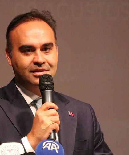 Bakan Kacır: Üretimin, yatırımın, istihdamın, ihracatın yanında olmaya devam edeceğiz