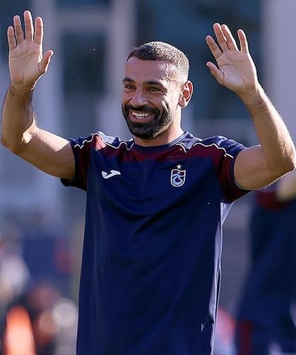 Muhammed Salah'ın Trabzonspor forması kısa sürede Kahire'de spor mağazalarında yayıldı