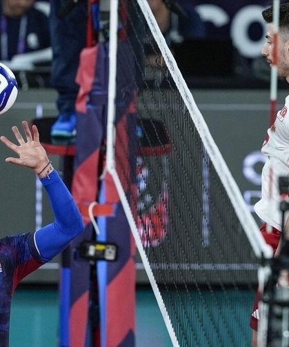 A Milli Erkek Voleybol Takımı, Fransa'ya 3-0 mağlup oldu
