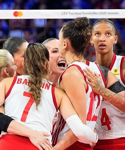 A Milli Kadın Voleybol Takımı Avrupa Şampiyonası'nda yarı finalde