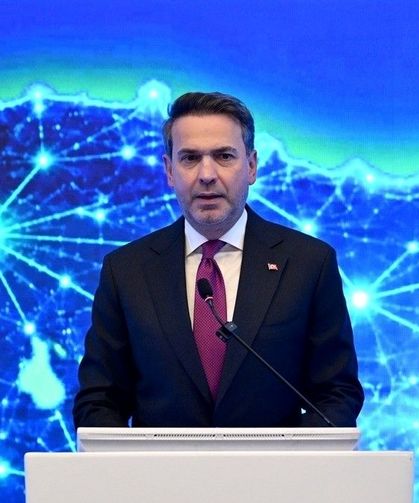 Bakan Bayraktar, Milli Enerji 2040 vizyonunun açıklanacağını bildirdi