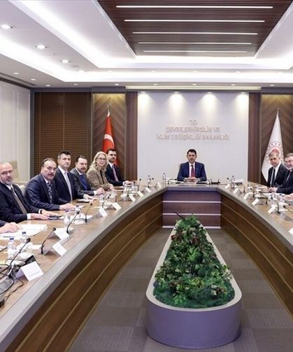 Bakan Kurum, İzmir Büyükşehir Belediye Başkanı Tugay ile görüştü