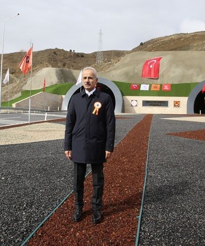 Bakan Uraloğlu: Dallıkavak Tüneli ile yolumuzu 20 dakikadan 5 dakikaya indirdik