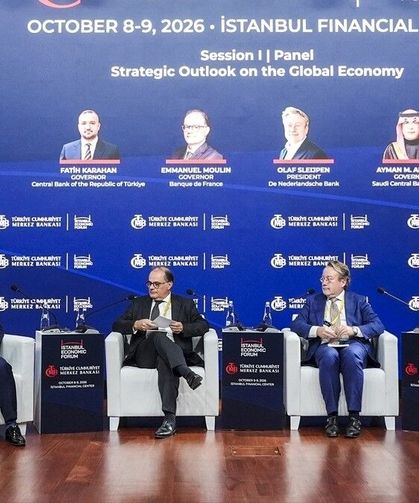 İstanbul Ekonomi Forumu'nda 'Küresel Ekonomide Stratejik Görünüm' paneli düzenlendi
