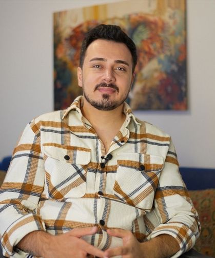 Motosiklet kazasında felç kalan Emirhan, umudunu iki kitapla yeşertti