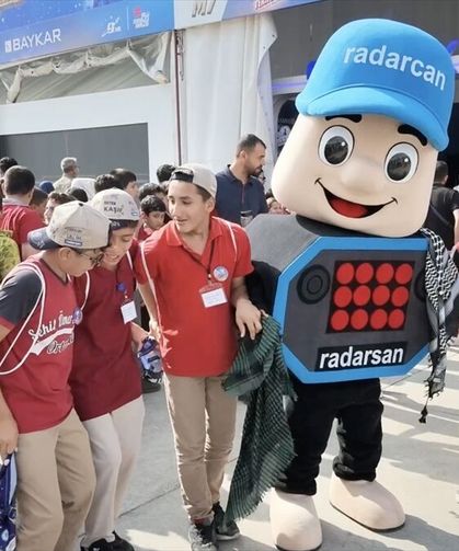 TEKNOFEST Güneydoğu'da öğrenciler 'Radarcan'la halay çekti