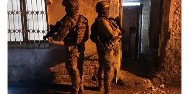 Mersin’de PYD/YPG operasyonu: 2 gözaltı