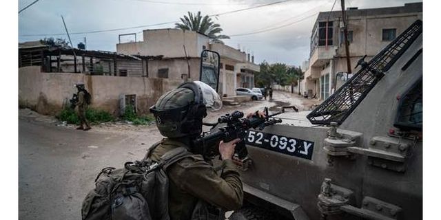 İsrail askerleri Batı Şeria'da 13 Filistinliyi yaraladı