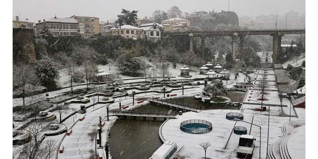 Trabzon'da kar nedeniyle engelli ve hamile personel 2 gün idari izin yapacak