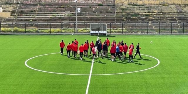 KKTC'nin Çetinkaya TSK futbol takımı ara bölgedeki tarihi sahasına 8 yıl sonra kavuştu
