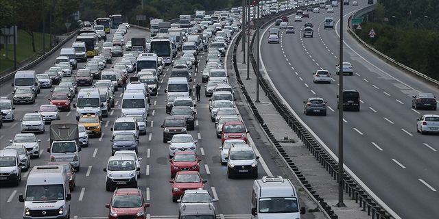 Trafiğe martta 191 bin 729 aracın kaydı yapıldı