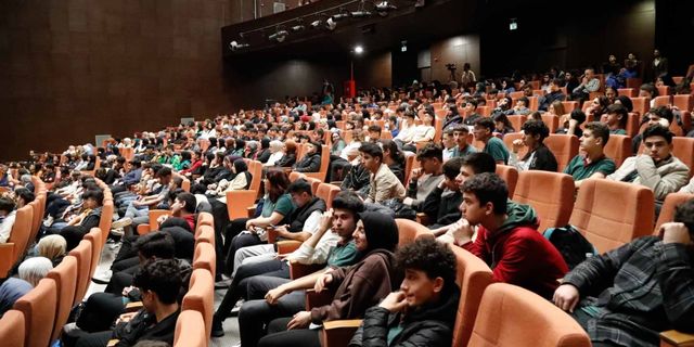 Arnavutköy’de "Sınav Kaygısı ve Sınav Sonrası Rehberlik" semineri düzenlendi
