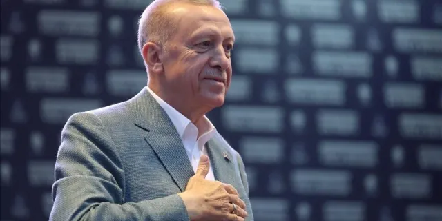 Cumhurbaşkanı Erdoğan'dan deprem bölgesindeki lise öğrencileri için ek kontenjan açıklaması
