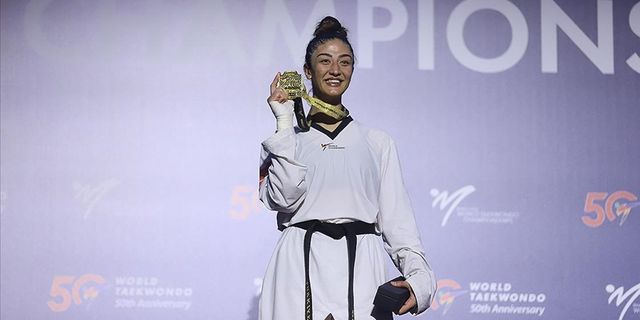 Milli sporcu Nafia Kuş, Dünya Tekvando Şampiyonası'nda altın madalya kazandı