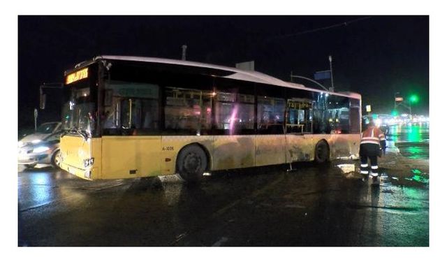 Arnavutköy'de İETT otobüsüyle minibüs çarpıştı; 14 yaralı