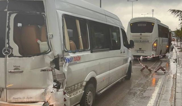 Kocaeli'de zincirleme trafik kazasında 6 işçi yaralandı
