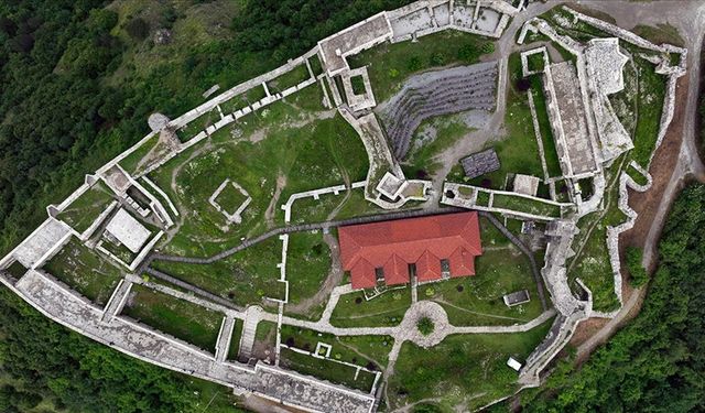 Osmanlı'nın Prizren'deki ecdat yadigarı eserleri Balkan tarihine ışık tutuyor