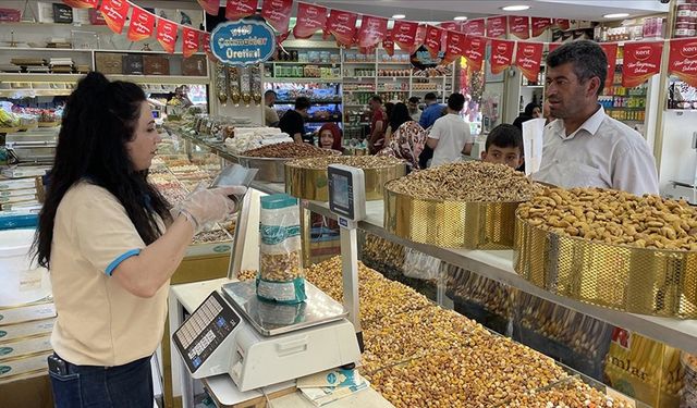 İç Anadolu'da arife günü alışveriş yoğunluğu