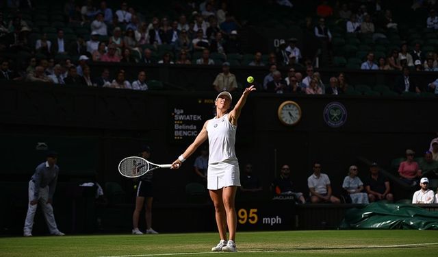 Wimbledon'da Iga Swiatek son 8'e kaldı