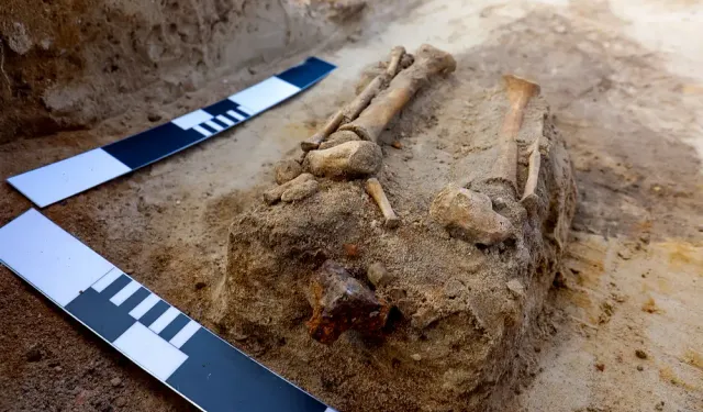 Polonya'da 17. yüzyıl 'Vampir Çocuk’ iskeleti bulundu