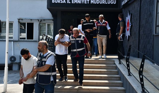 Bursa'da aranan 44 kişi şafak operasyonuyla yakalandı