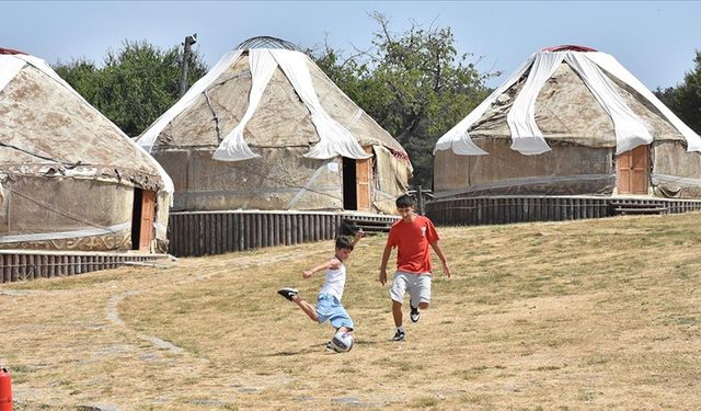 Osmanlı'nın savaşlara hazırlandığı Kocayayla'daki otağlar depremzede çocukları ağırlıyor